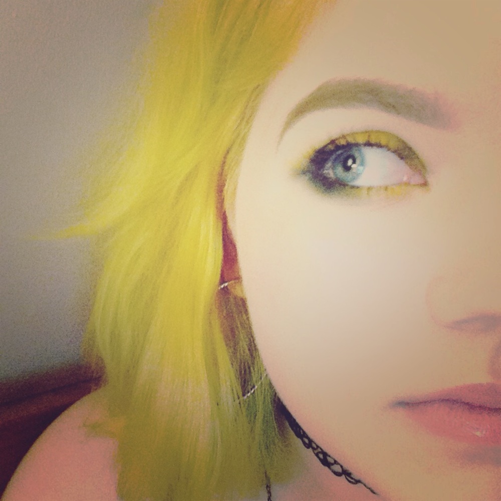 Meet your Posher, Roxy